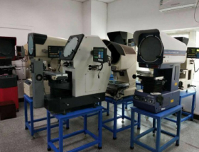 舊儀器設(shè)備翻新噴漆